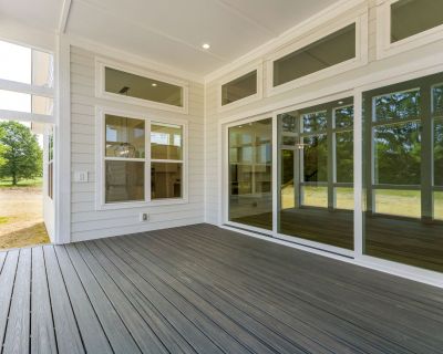 169 Screened Porch Harrison
