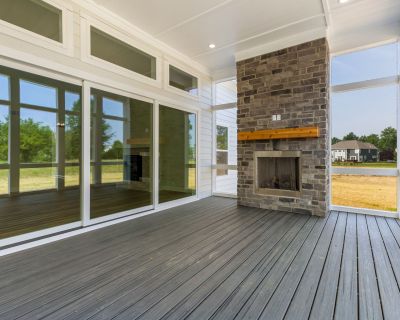 169 Screened Porch w Slider Harrison