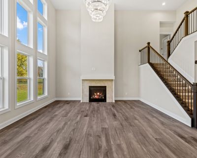 170 Fireplace GR Kensington