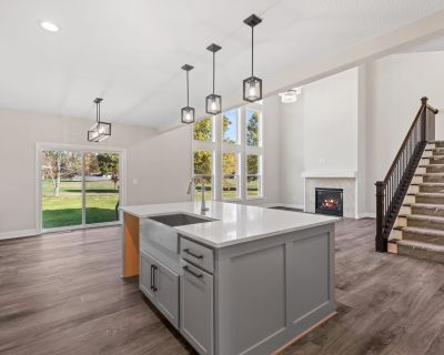 170 Island GR Kensington