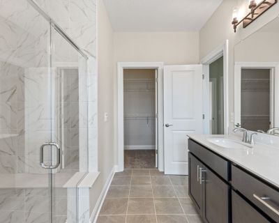 170 Primary Bath Kensington