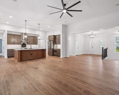 175 great room towards kitchen