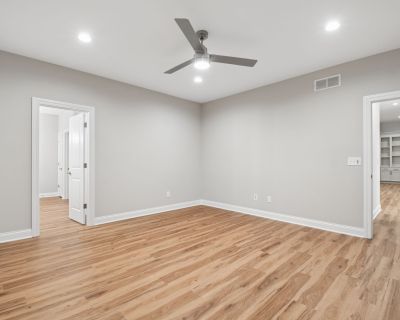 177 interior 6