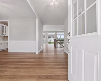 73 foyer