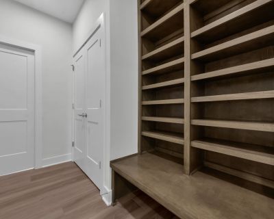 93 mudroom